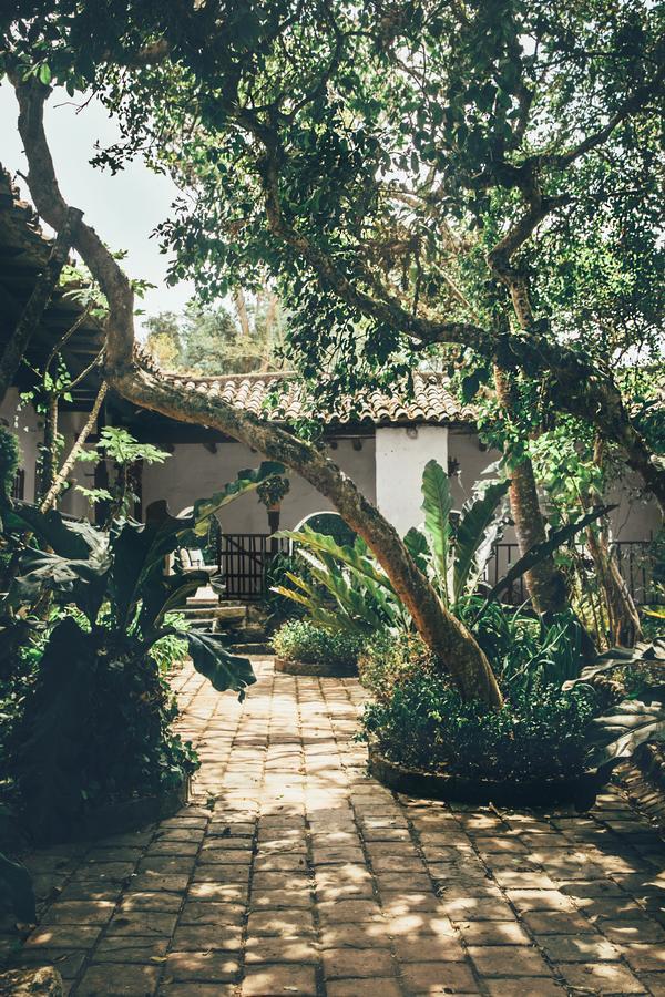 Hotel Hacienda Baza Tibana Exterior foto